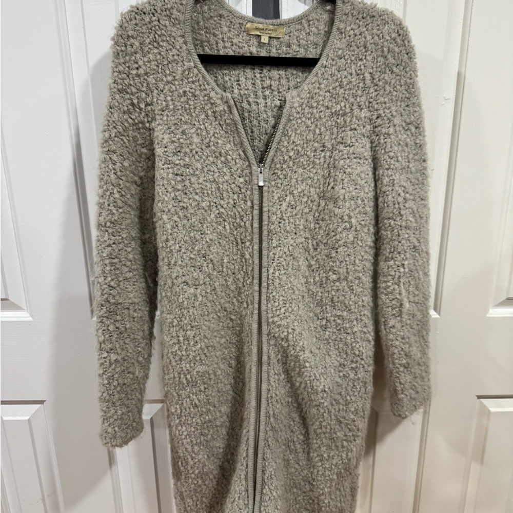 Cozy Beige Zip-Up Cardigan